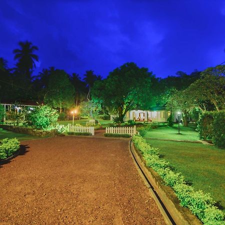 Thalpe Walawwa Heritage Villa Унаватуна Екстериор снимка