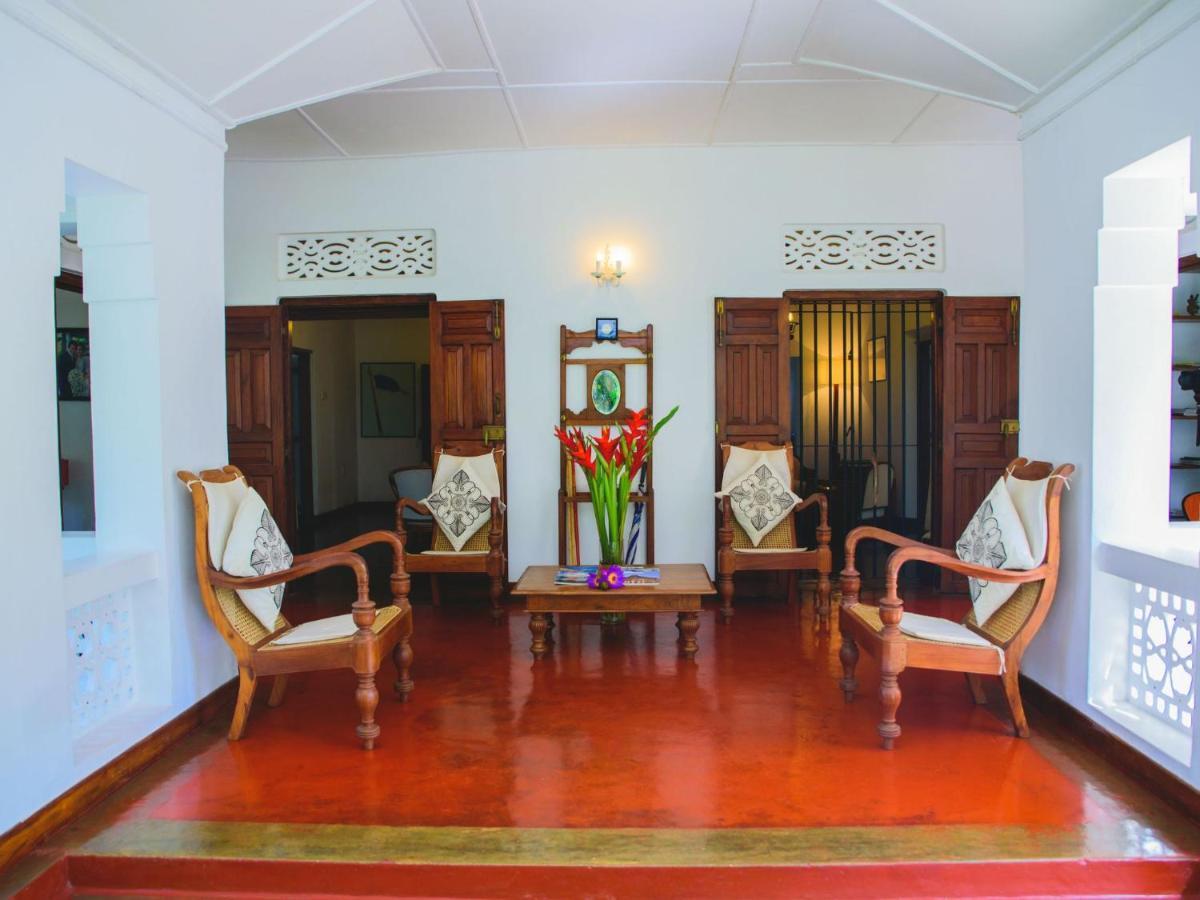 Thalpe Walawwa Heritage Villa Унаватуна Екстериор снимка
